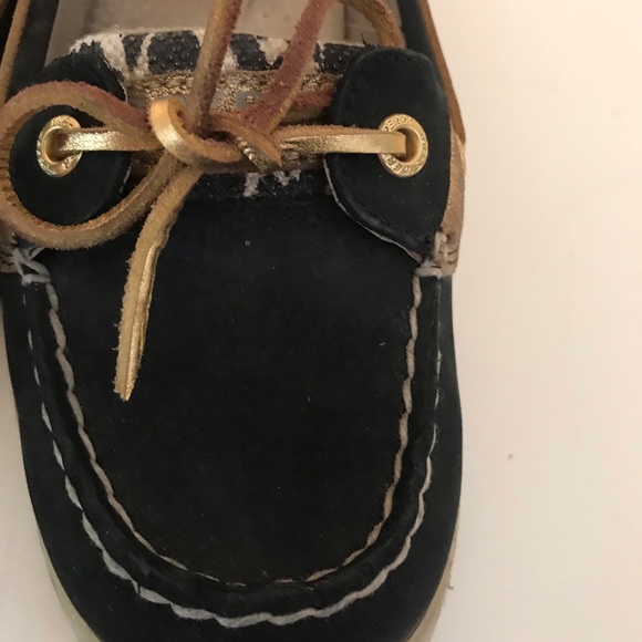 Sperry Boat Shoes - Picture 6 of 8